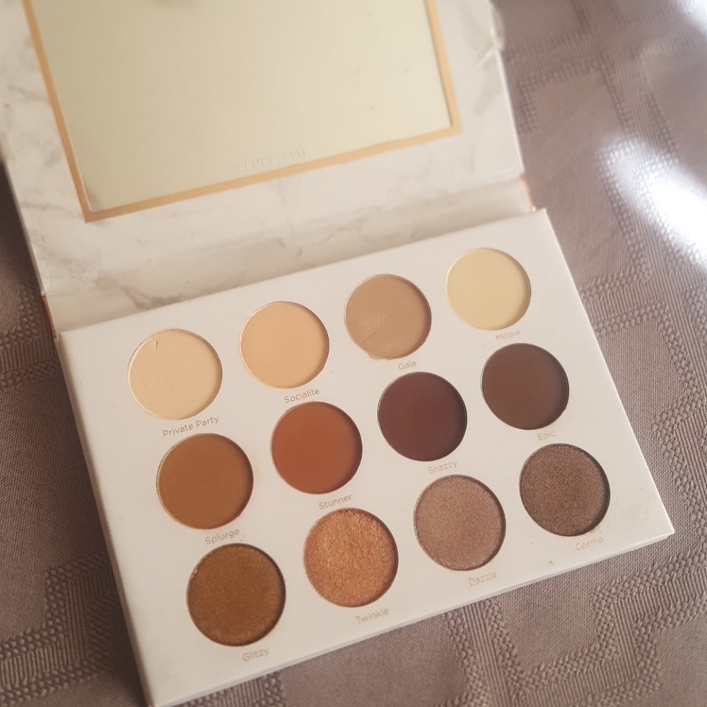 Sold Pur Soiree Diaries palette